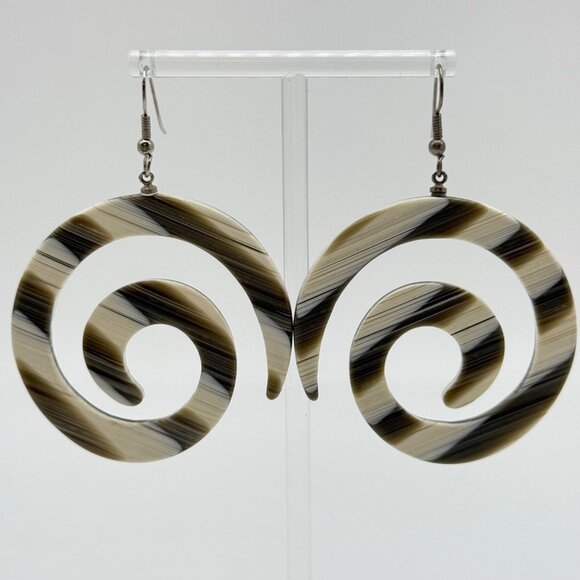 Vintage Swirl Resin Acrylic Spiral Dangle Earrings Statement Olive Off White - Picture 1 of 7